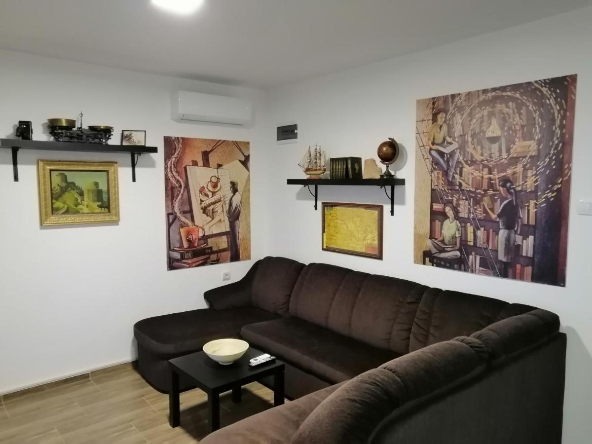 Villa Carobni Breg Golubac Esterno foto